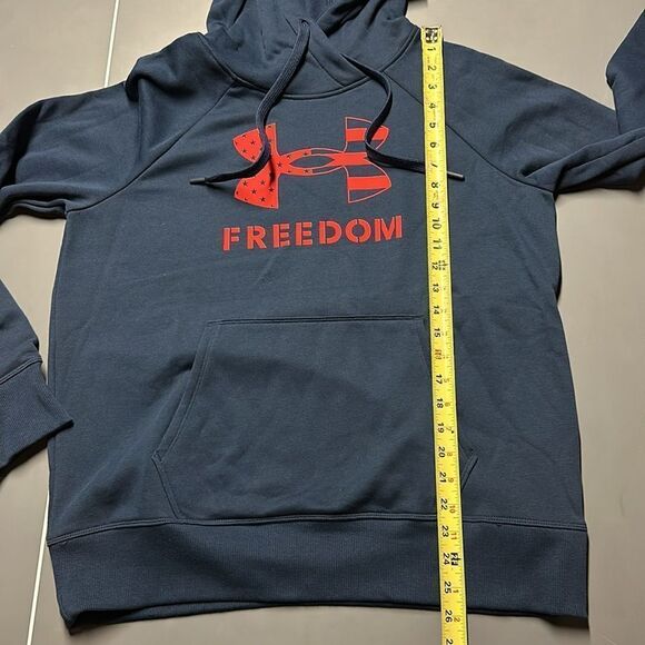 NWT Under Armour Freedom Hoodie- Size Medium - Picture 4 of 7